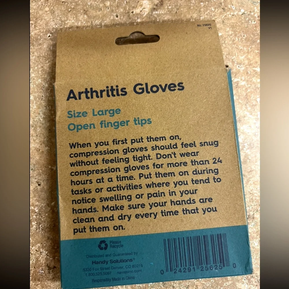 NEW Handy Solutions Fingerless Compression Gloves for Arthritis size: L 2 pairs